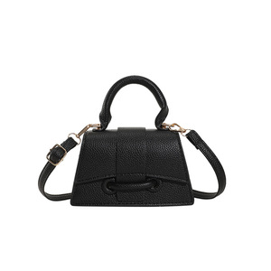 Bolso de Mano con Cierre Magnético, Color Sólido, Simple y Elegante, Decoración con Cierre, Estilo <span class=keywords><strong>Instagram</strong></span>, Novedad de Principios de Otoño 2025, Combinable con Todo - Product Image 5