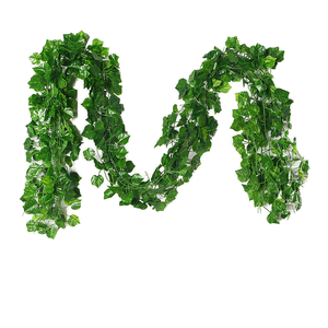 Guirlande artificielle de lierre suspendue à 72 feuilles, fausses vignes de feuilles de vigne, décoration de mariage, maison, centre commercial, vignes de lierre vertes en plastique - Product Image 1