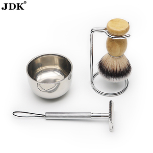 Maquinilla de afeitar de seguridad de doble filo para hombres, maquinillas de afeitar de hoja única para hombres y mujeres, con 10 cuchillas de afeitar de seguridad recubiertas de platino - Product Image 4