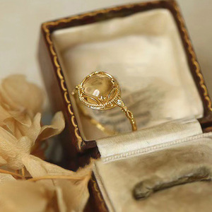 Anello in stile francese con pietra di luna, elegante gioiello da donna, accessorio per l'uso quotidiano, idea regalo. - Product Image 5