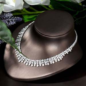 HIBRIDE Simple Design Feuille Forme Plein Cubique Zircone Boucle D'oreille Bracelet Anneau Collier Ensembles pour Femmes De Mariée De Mariage Bijoux N-1116 - Product Image 5