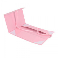 Boîte cadeau rigide pliable en carton rose haut de gamme de luxe avec ruban pour vêtements et chaussettes