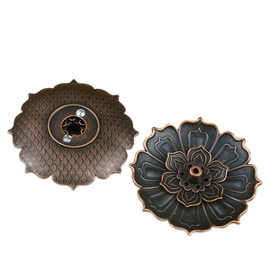 Support d'encens en métal en forme de fleur et de feuille Zen Home Decor, alternative au brûleur d'encens, support d'encens antique, pour la guérison - Product Image 2