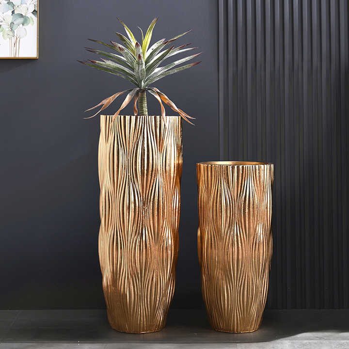 Luxury Gold Flower Vases - Durable & Eco-Friendly Decor - Luxury Eco-Friendly Planters