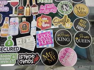 دعائم تصوير من البي في سي، لوحات رغوية مطبوعة بالأشعة فوق البنفسجية 5 مم، لوحات دعائية لكشك التصوير في حفلات التخرج - Product Image 2