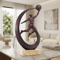 Nouvelle Sculpture d'Art en Métal Rouge et Marbre 2026, Ornement Artistique, Accessoires de Bureau, Statue de Basketball Sculptée Or Bronze, Décoration d'Intérieur