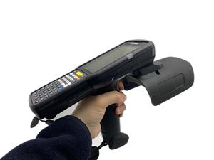 Zebra Mc3300U RFID, terminal portable robuste Android, PDA d'inventaire sans fil avec lecteur de codes-barres et poignée - Product Image 2