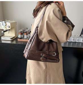 Nuevo Bolso de Hombro de PU de Gran Capacidad para Mujer, Bolso Tote de Moda con Forro de Poliéster Casual y Duradero - Product Image 2