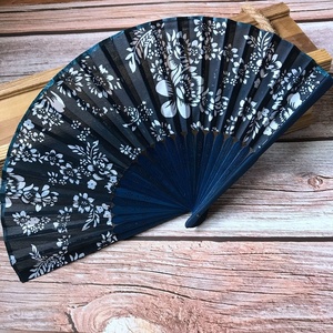 Abanico de Seda Satinada de 15 Pulgadas con Logotipo Personalizado para Danza y Fotografí<span class=keywords><strong>a</strong></span>, Diseño Floral Azul con Marco de Bambú Pulido - Product Image 4