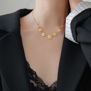 Juego de Joyería de Regalo al por Mayor, Económico, Chapado en Oro de 18k, Diseño Personalizado para Novios, Juego de Joyería Fina con Flores para Mujer - Product Image 6