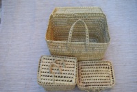 Boîte vintage en feuilles de palmier tressées avec deux poignées, motif carré ajouré, décorée de boutons, style marocain, unisexe, rectangulaire MA