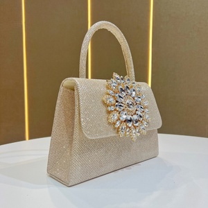 Sacs de soirée rétro pour femmes, tendance, avec strass et chaîne, petits sacs carrés à bandoulière, pour mariage et soirées - Product Image 3