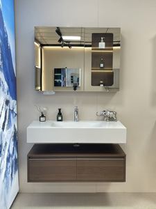 Mueble de Baño Impermeable Moderno con Espejo, Lavabo de Cerámica y Grifo con LED - Product Image 1