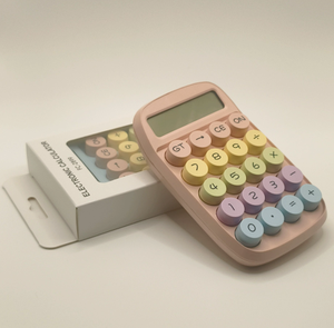 Calculatrice en plastique bleu pastel avec clavier coloré 8 chiffres à usage général alimentée par piles - Product Image 4
