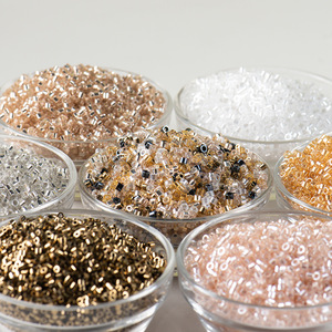 Vente en Gros Perles de Rocailles en Verre Broderie Informatique Qualité Supérieure 2,5 mm - Product Image 1