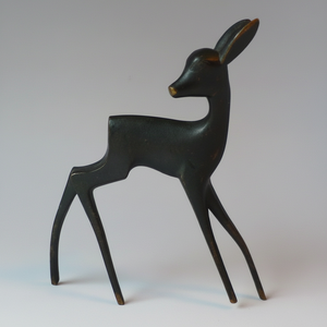 Figura de animal de hierro hecha a mano de alta calidad para adorno de jardín al aire libre y decoración Vintage para el hogar con encanto rústico - Product Image 1
