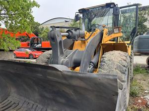 Used VOLVO L120B L120G L180Gz Wheel Loader 6 Ton Good Condition Front Loader for Sale L120 L105 Cheap Sale - Product Image 5