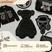 Écussons brodés personnalisés en sequins/tissés/chenille, à coudre ou à coller (autocollants) pour vêtements