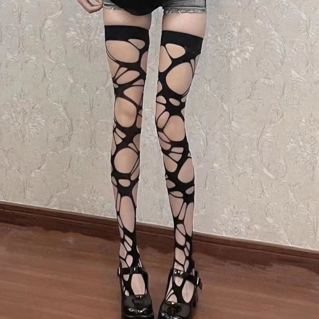 Nine-point hollowed-out over-the-knee black