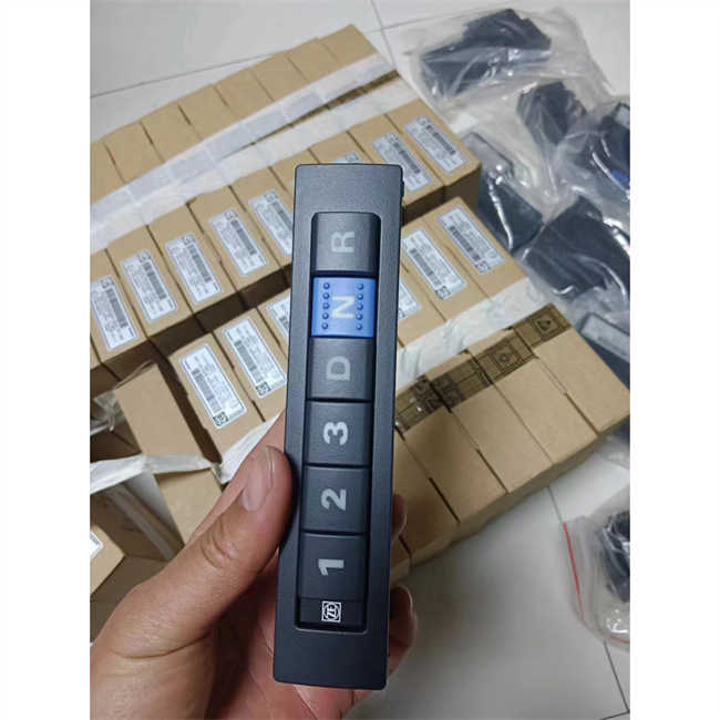 ZF Button Switch 6006.341.048 - Reliable Vehicle Accessories
