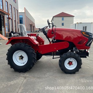 Tractor de Ruedas 30 Hp 4x4 para Uso Agrícola, Alta Productividad, Transmisión por Engranajes, Rojo - Product Image 3