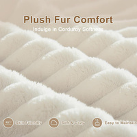 Sofá Cama Seccional Convertible Personalizado con Colchón de Terciopelo a Rayas, Plegable y Reclinable, para Uso en Hoteles