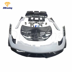 Kit de carrocería de fibra de carbono medio estilo especial para <span class=keywords><strong>Ferrari</strong></span> <span class=keywords><strong>458</strong></span> <span class=keywords><strong>Italia</strong></span> - Product Image 1