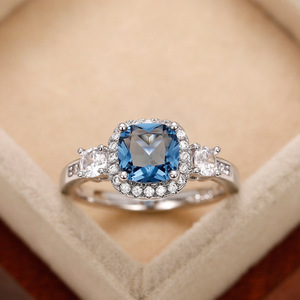 Anello Nuziale con Zirconi Colorati per Donne, Elegante Gioiello da Sposa alla Moda, Set Regalo - Product Image 1