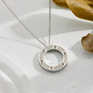 Nuevo collar de lujo de acero inoxidable con un solo anillo, chapado en oro de 18 quilates. - Product Image 4