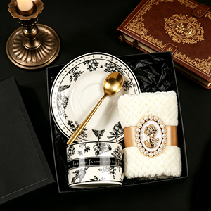 Juego de Regalo de Boda de Lujo Lunaire con Tarjeta Personalizable, Taza de Cerámica y Toalla, Ideal para Eventos Empresariales y Regalos de Agradecimiento - Product Image 1