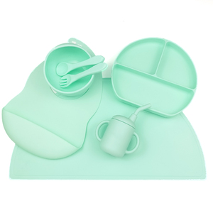 Set per l'Alimentazione del Bambino in Silicone di Grado Alimentare, Piatto, Tappetino, Ciotola con Cucchiaio, Forchetta, Bicchiere con Cannuccia, Senza BPA, Personalizzabile OEM ODM con Logo - Product Image 2