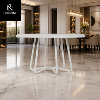 Tables à manger sur mesure en métal élégant avec plateau en marbre, design moderne pour la décoration intérieure et l'usage commercial, tendance du moment