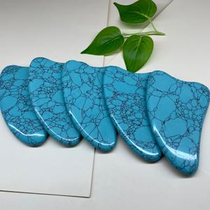 Pierre de grattage Gua Sha en turquoise bleue DIY, forme de cœur, massage du visage et du corps, outil de massage GuaSha Wildling - Product Image 3