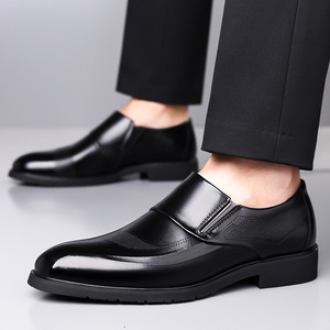 รองเท้าหนังผู้ชายแบบสวมสีน้ำตาลปลายแหลมระบายอากาศได้ดีรองเท้าทำงานแบบลำลองสำหรับธุรกิจเดินทางได้ทุกฤดูกาลขนาดผู้ใหญ่ 1218 - Product Image 4