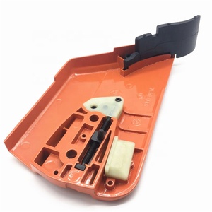 Cache-régulateur de <span class=keywords><strong>chaîne</strong></span> latéral pour <span class=keywords><strong>tronçonneuse</strong></span>, moteur 2 temps, compatible <span class=keywords><strong>Husqvarna</strong></span> 362 365 371 - Alimentation essence, fabriqué en Chine - Product Image 3