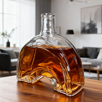 Les fournisseurs de bouteilles en verre personnalisent les bouteilles de vin rondes en verre de 700 ml 1 L et 3 L pour le whisky, la vodka et le brandy.