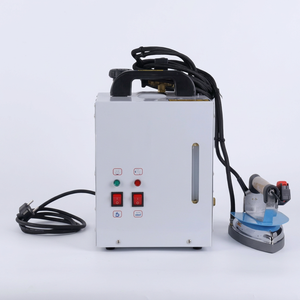 Fer à vapeur commercial portable STRONG 4L 1600W avec grand réservoir d'eau, moteur, garantie de 2 ans pour les magasins de vêtements et les nettoyages à sec - Product Image 1