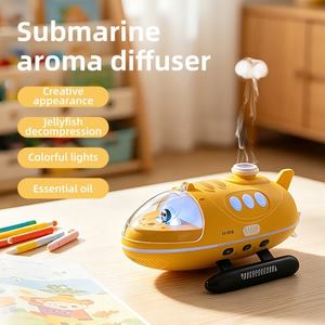 Humidificador Submarino Amarillo con Luz LED, Difusor de Aroma, Humidificador Decorativo de Escritorio para Dormitorio o Cuarto de Niños - Product Image 3