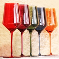 Vente en gros de gobelets Offre Spéciale verre à vin volcanique de haute qualité en PC de couleur bonbon au design vintage exquis pour vin blanc
