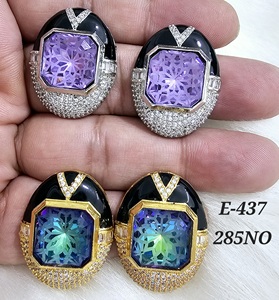 Pendientes de tuerca de diamante americano brillante para mujer, Base de latón CZ etéreo para ropa de fiesta de boda, accesorios de moda brillantes - Product Image 1