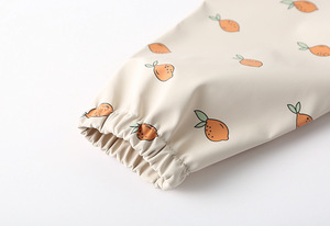 Happy Flute PU tissu imperméable alimentation bébé bavoirs impression personnalisée alimentation manches longues tablier haute qualité bébé Smock bavoirs - Product Image 5