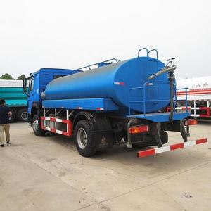 Autocisterne d'<span class=keywords><strong>Acqua</strong></span> in Vendita, <span class=keywords><strong>Camion</strong></span> <span class=keywords><strong>Cisterna</strong></span> Sino Truck 371 Usato con Pompa e Tubo Flessibile - Product Image 4