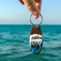 Porte-clés en bois personnalisé en résine motif vague océanique, gravable, vente en gros d'usine, souvenir de voyage plage, pendentif voiture, cadeau OEM