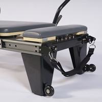 Reformer Pilates Aluminium Hitam yang Dapat Disesuaikan untuk Latihan di Rumah dan Studio, Tempat Tidur Latihan Inti untuk Kesehatan dan Tubuh