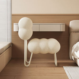Cream Colored Bubble <b>Back</b> <b>Chair</b> <b>With</b> Lighted Mirror For Bedroom Makeup <b>Vanity</b> Use - Product Image 2