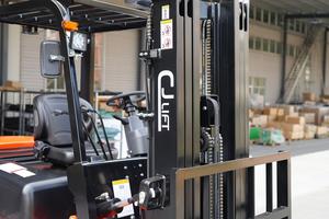 رافعة شوكية ميتسوبيشي جديدة بحمولة 2 طن و3 طن و2.5 طن و<span class=keywords><strong>1.8</strong></span> طن و1.5 طن، رافعات شوكية ديزل بمحرك إيسوزو لورش إصلاح الآلات - Product Image 2