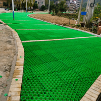 Grille de pavage en plastique HDPE avec structure en nid d'abeille, haute résistance à la pression, pour allées, parkings, chemins, jardins, pentes
