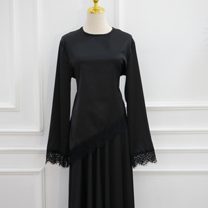 Nouvelle Collection Aïd 2026 : Vêtements Musulmans pour Femmes – Haut en Satin et Dentelle Élégant et Modeste, Chemise Asymétrique à Nouer en Dentelle - Product Image 5