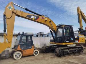 Excavadora de cadenas Caterpillar CAT320D usada de 20 toneladas, modelo 2024, 95% nueva, 600 horas, componentes principales (motor, PLC, bomba, motor eléctrico) 1m - Product Image 2
