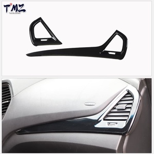Adesivos de Acabamento Interior em Fibra de Carbono Preto Brilhante para Painel Frontal e Maçanetas de Porta LHD para Santa Fe DM 2013-2018 - Product Image 2